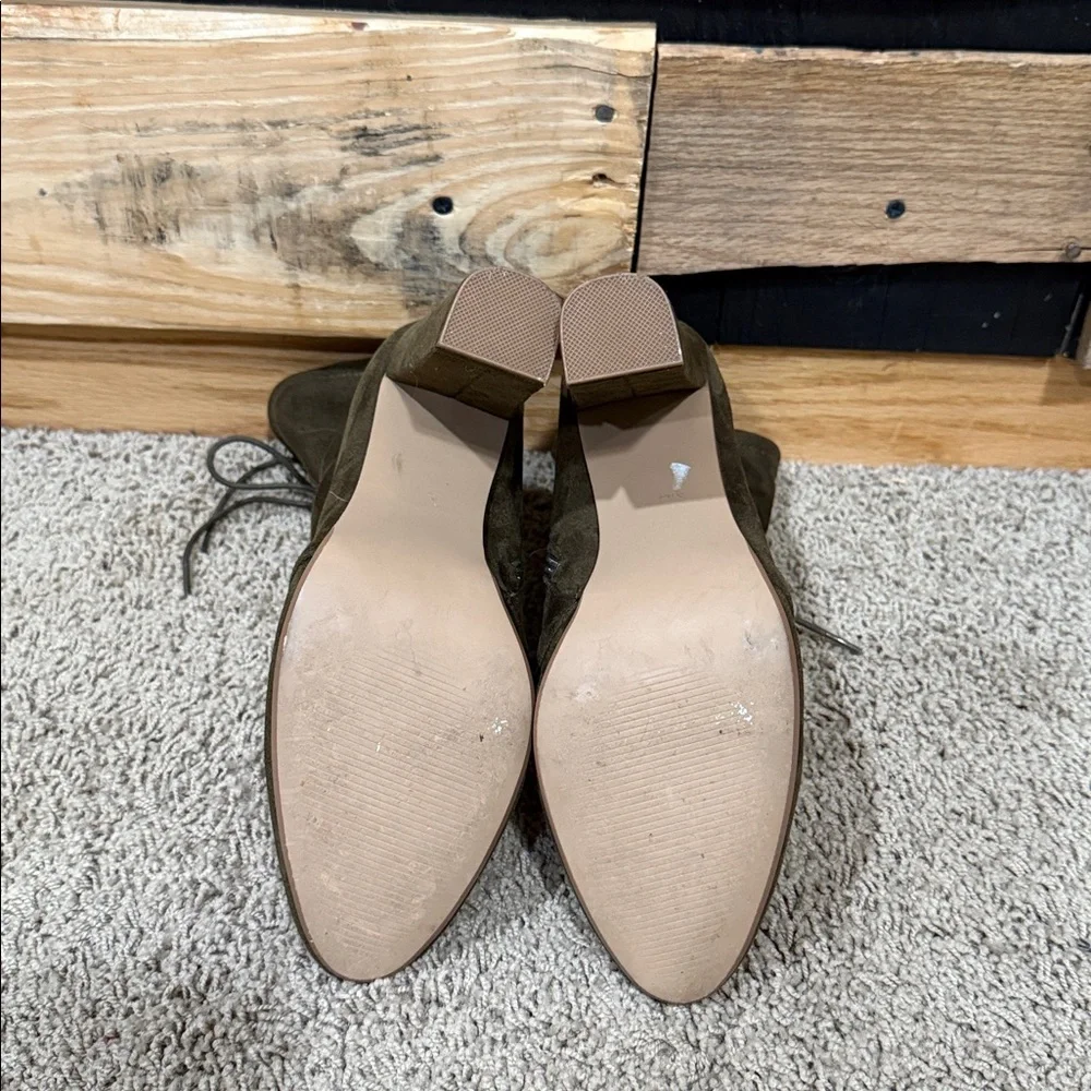 Steve‎ Madden Elley Olive Lace Up Faux Suede Heeled Ankle Boots Size 9.5
